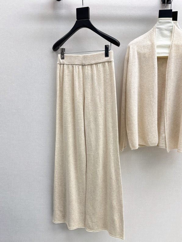 Костюм трійка жіночий фото 2