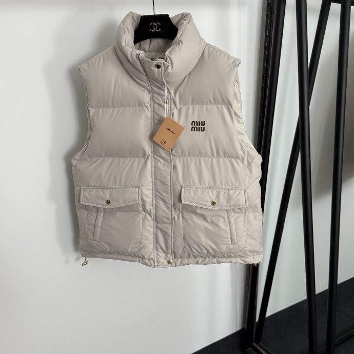 Костюм тройка женский фото 5