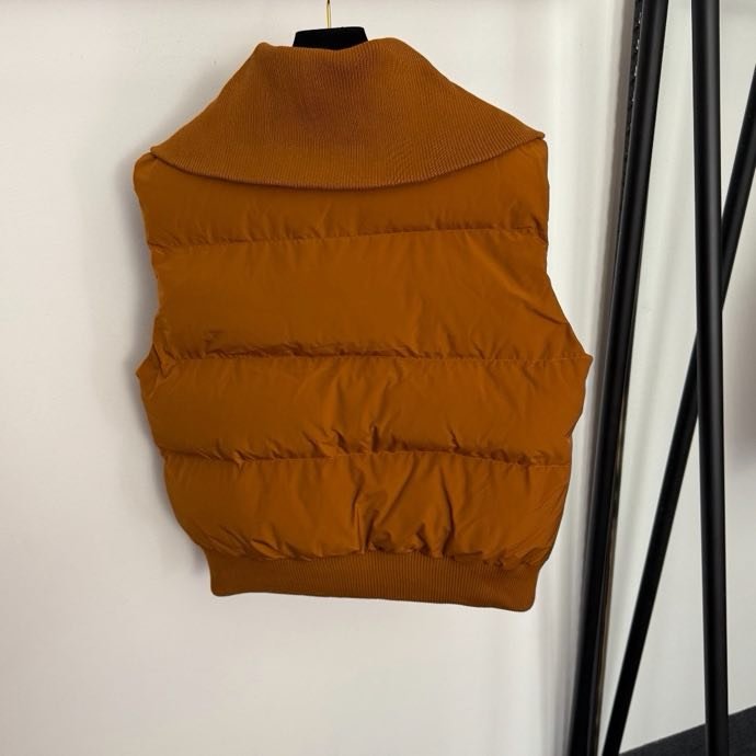 Костюм тройка женский фото 9