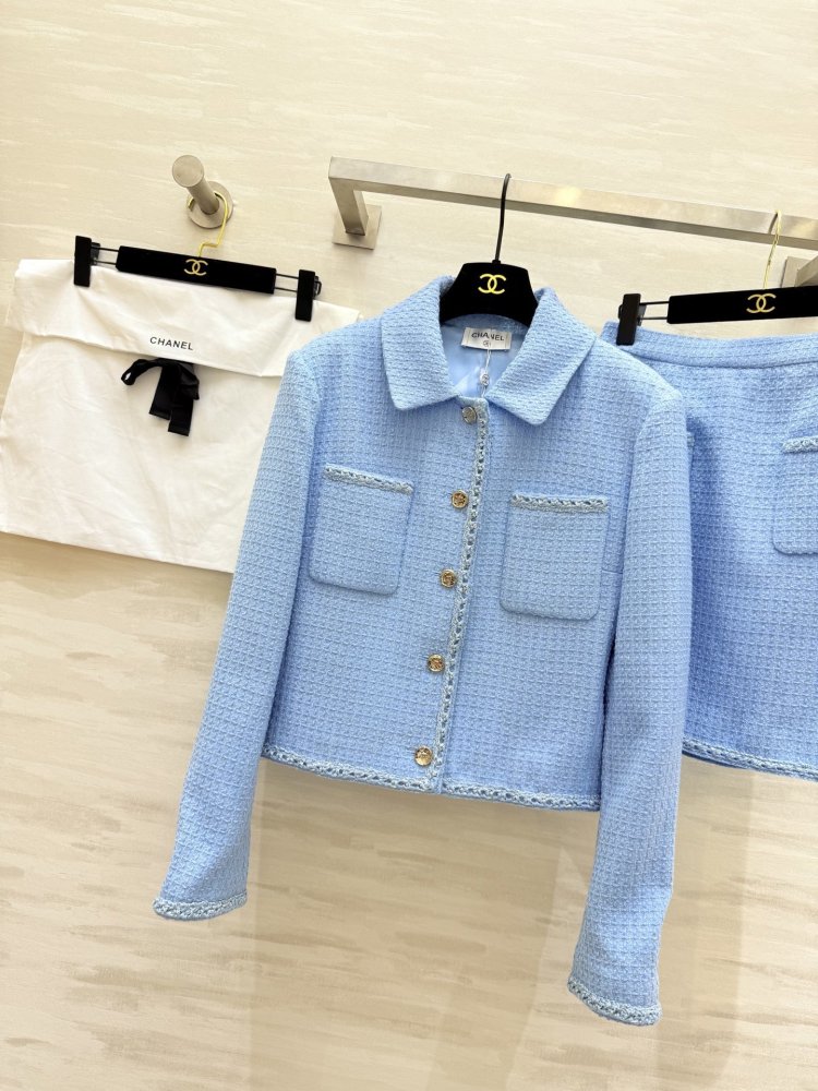 Костюм твидовый женский (пиджак и юбка) фото 2