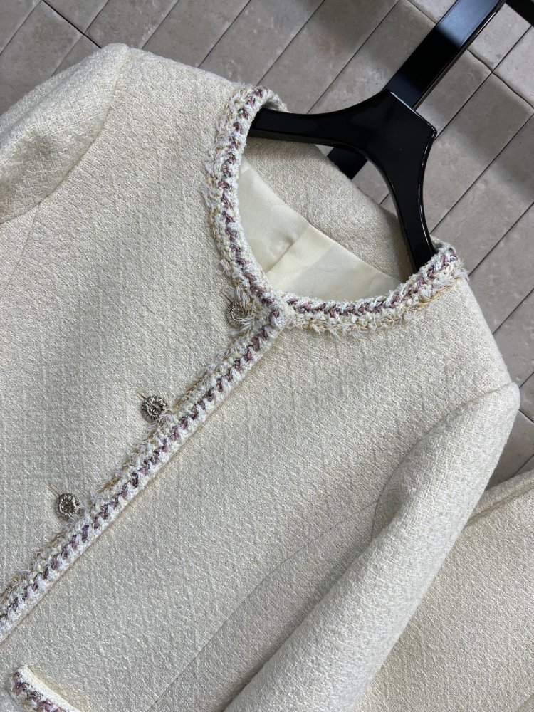 Костюм твидовый женский фото 2