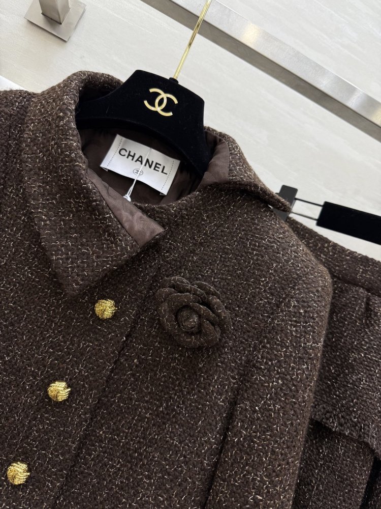 Костюм твидовый женский фото 2