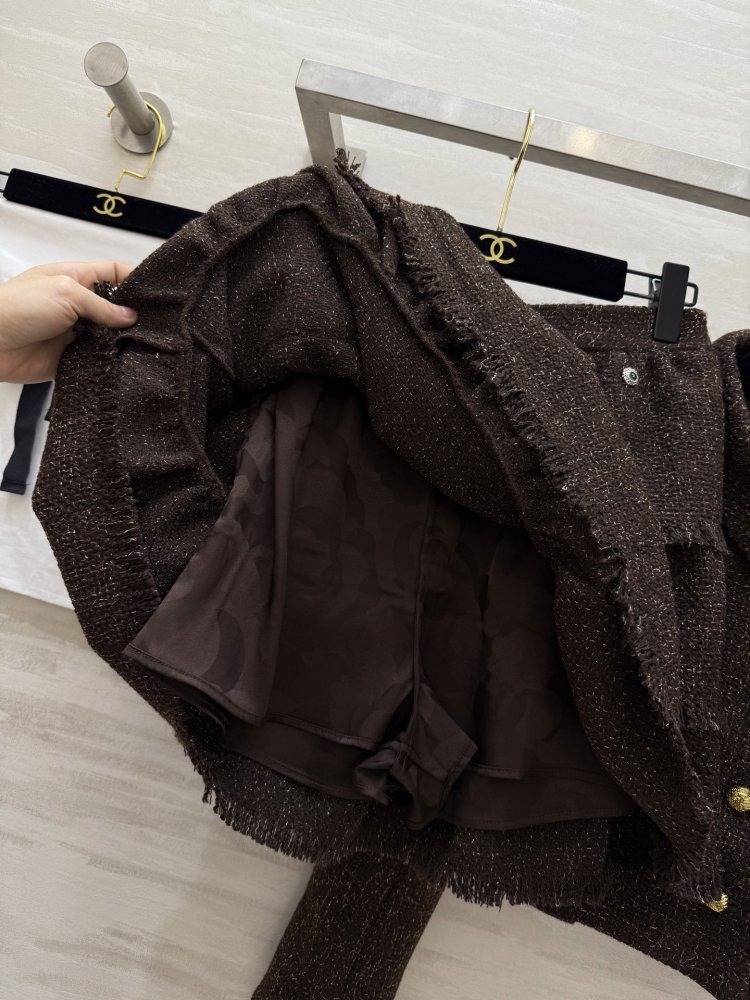 Костюм твидовый женский фото 5