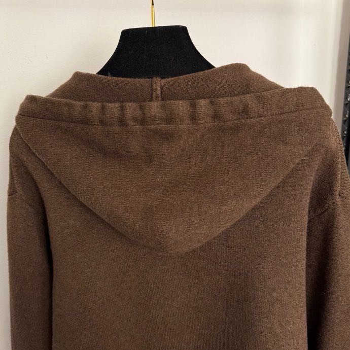 Костюм вязаный женский фото 6