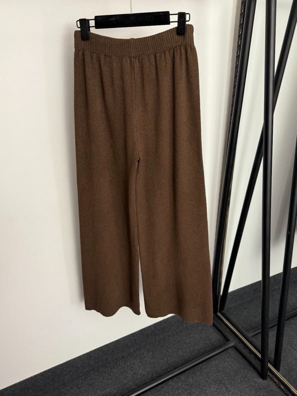 Костюм вязаный женский фото 7