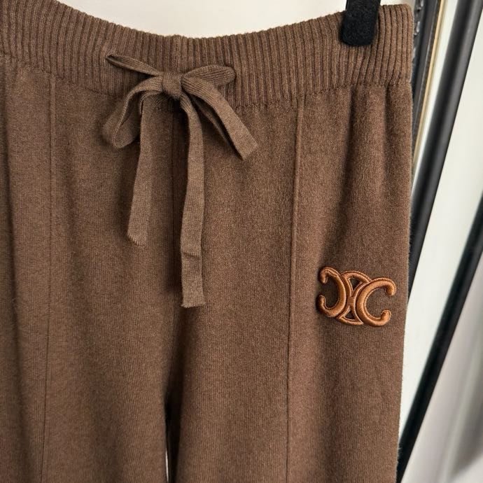 Костюм вязаный женский фото 8