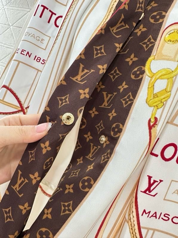 Costume female (two-sided jacket and skirt) фото 4