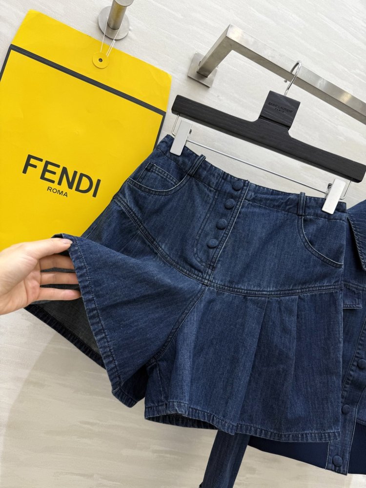 Костюм жіночий джинсовий фото 6