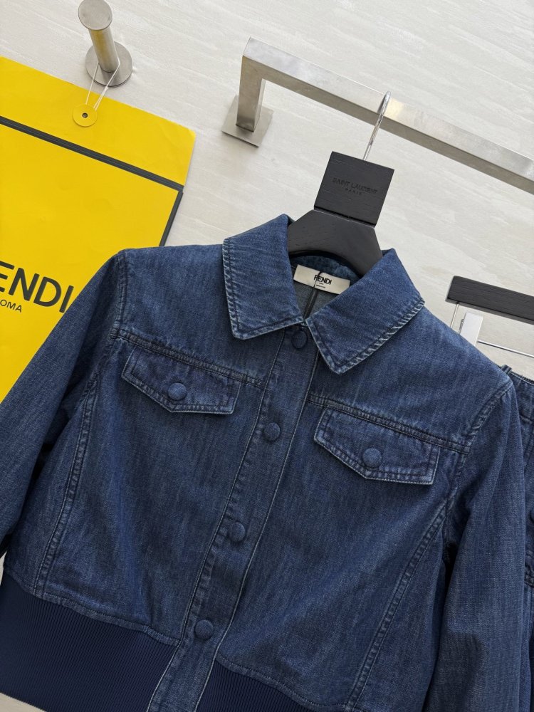 Костюм жіночий джинсовий фото 7