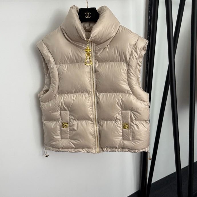 Костюм жіночий з трьох предметів фото 2