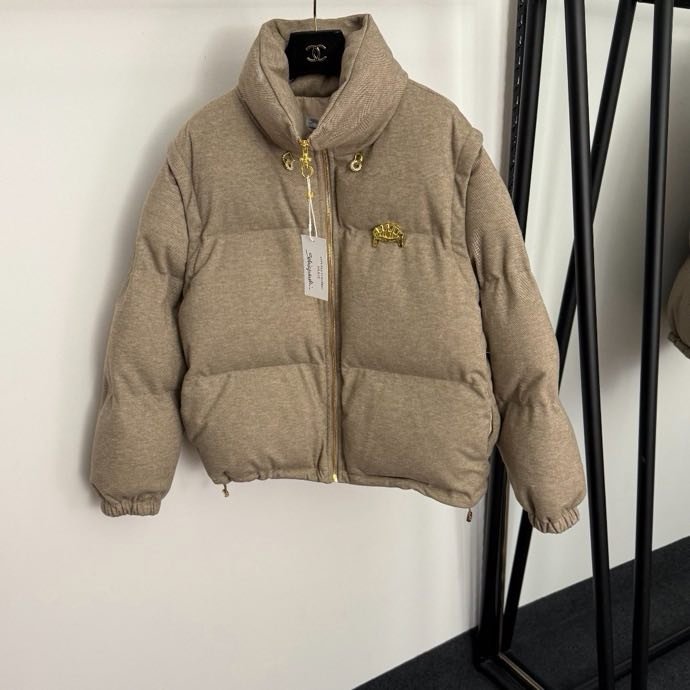 Костюм жіночий з трьох предметів фото 2