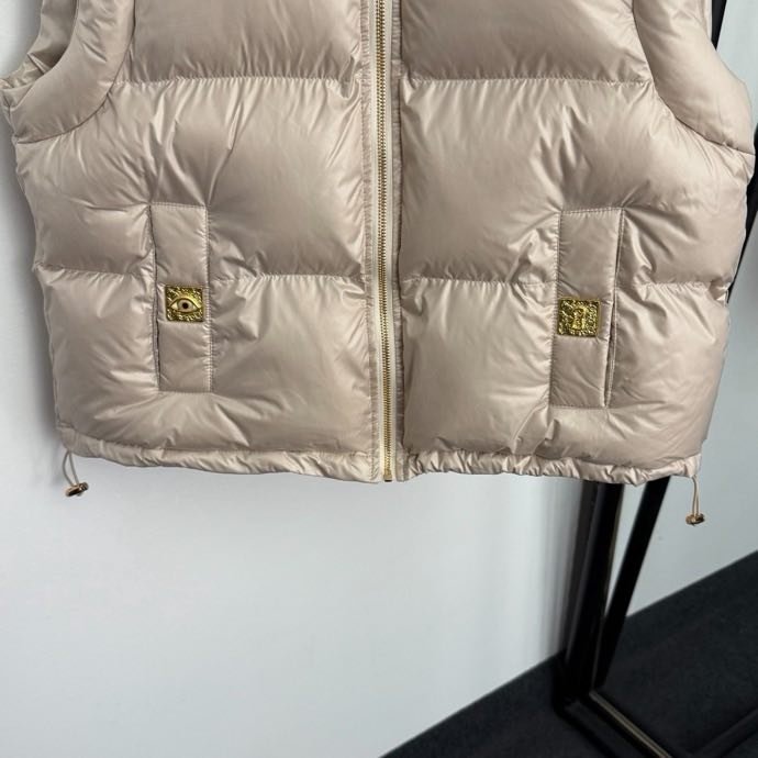 Костюм жіночий з трьох предметів фото 4