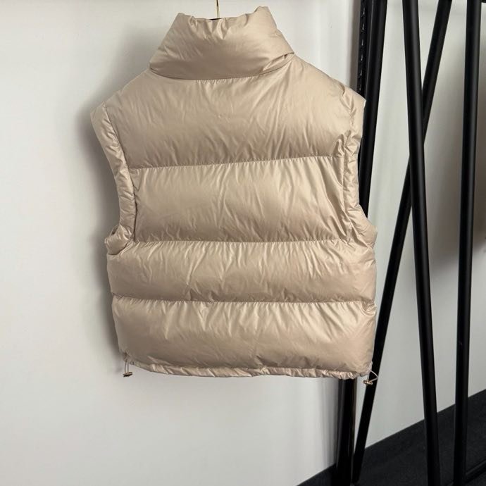 Костюм жіночий з трьох предметів фото 7