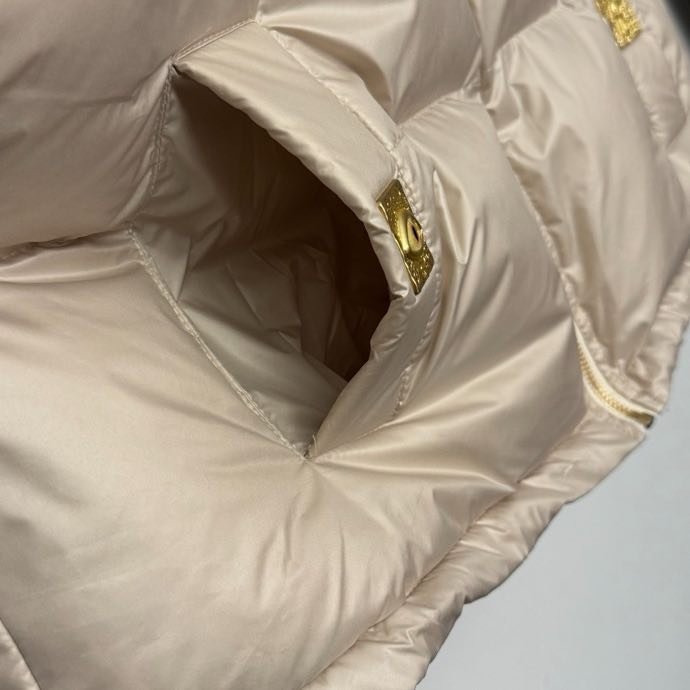 Костюм жіночий з трьох предметів фото 8