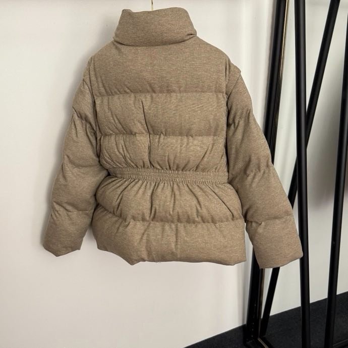 Костюм жіночий з трьох предметів фото 8