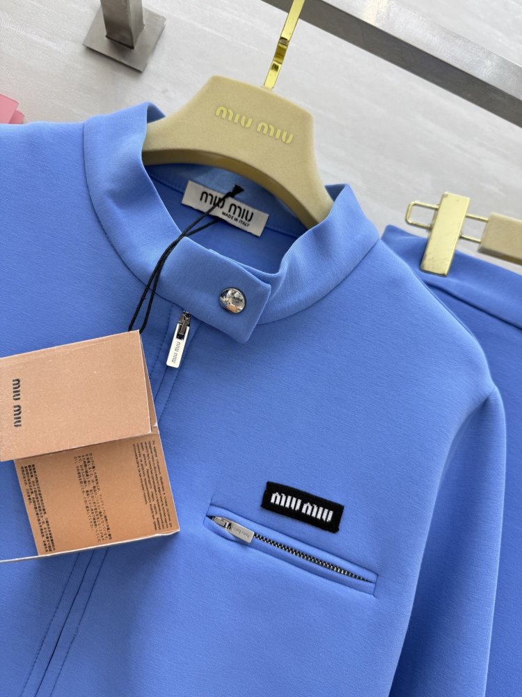 Костюм жіночий (кофта і спідниця) фото 4