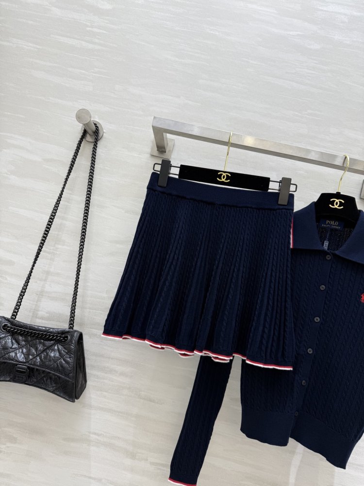 Костюм женский (кофта и юбка) фото 7