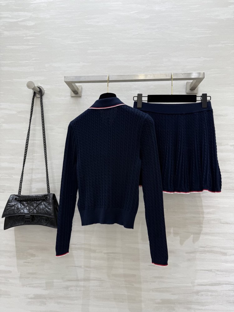 Костюм женский (кофта и юбка) фото 8