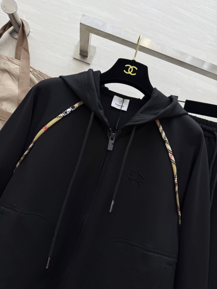 Костюм жіночий (кофта на блискавки і брюки) фото 3