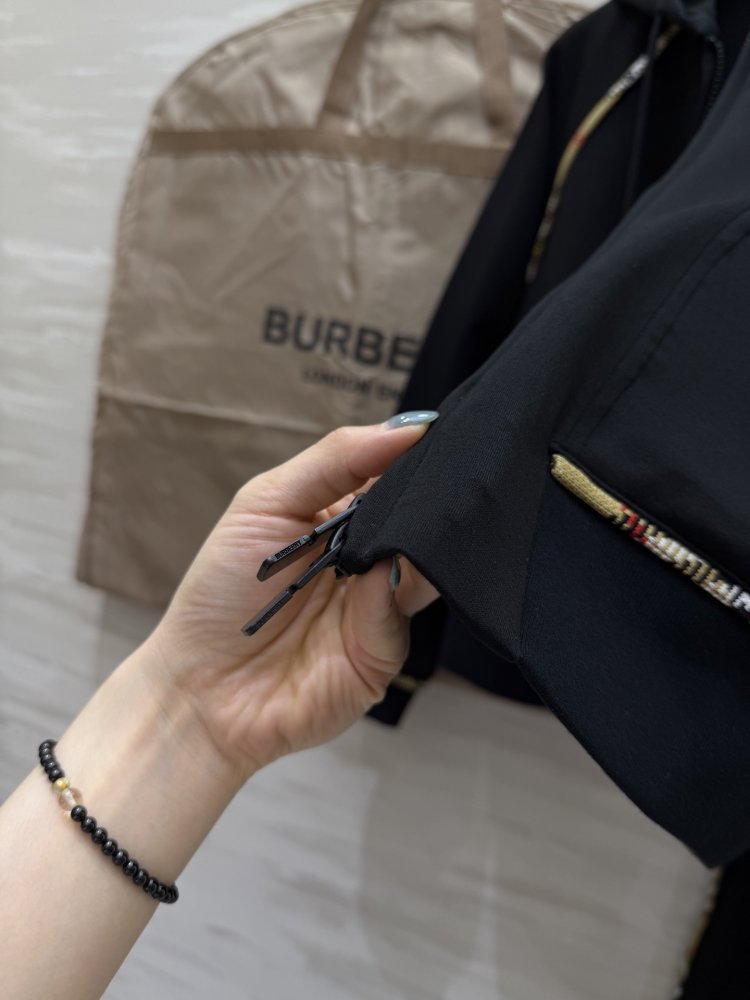 Костюм жіночий (кофта на блискавки і брюки) фото 4