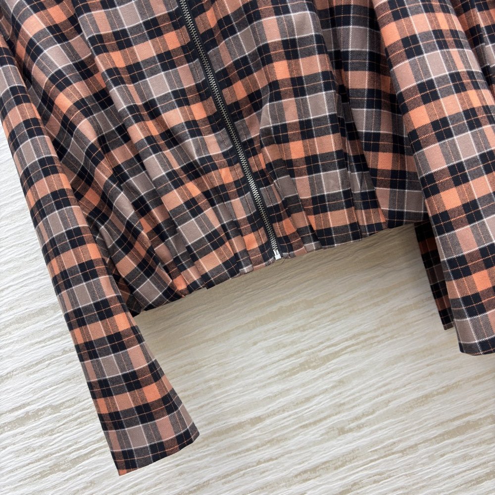 Costume female (jacket and skirt) фото 6