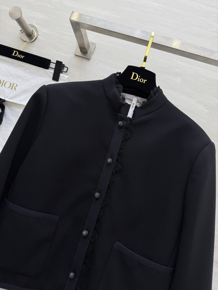 Костюм женский (куртка и юбка) фото 6