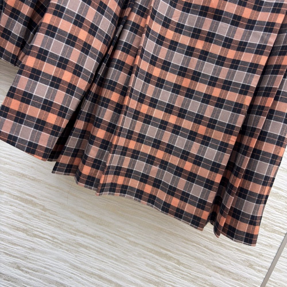 Costume female (jacket and skirt) фото 7