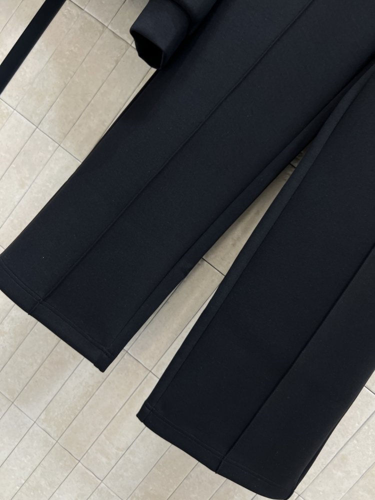 Костюм женский (куртки с капюшоном и штаны спортивные) фото 5