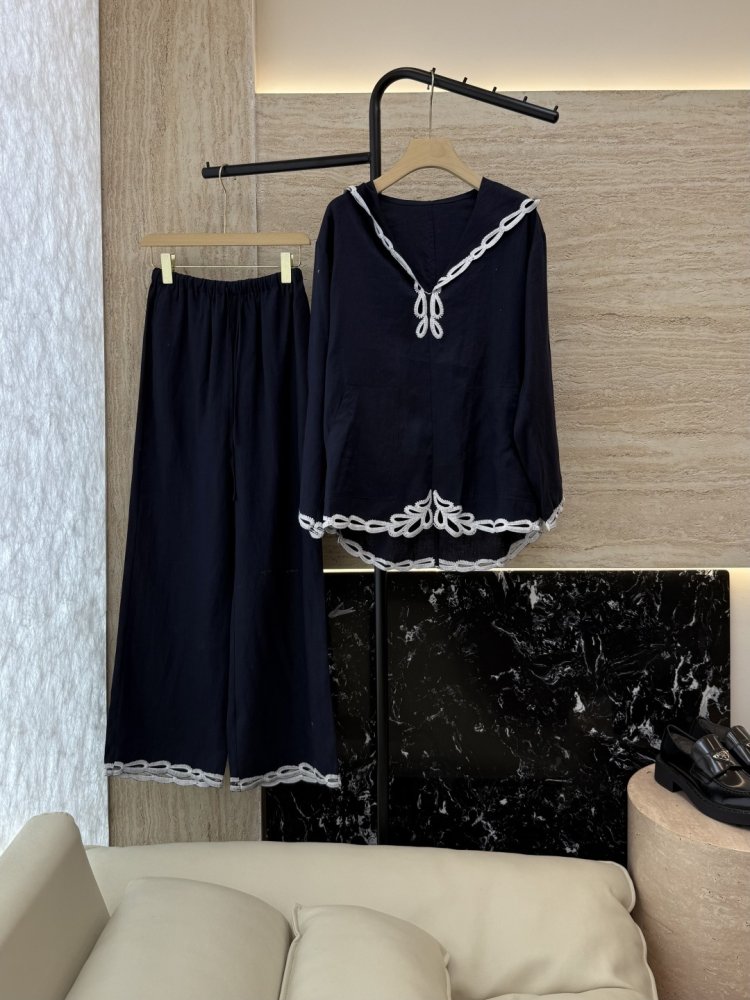 Costume female linen