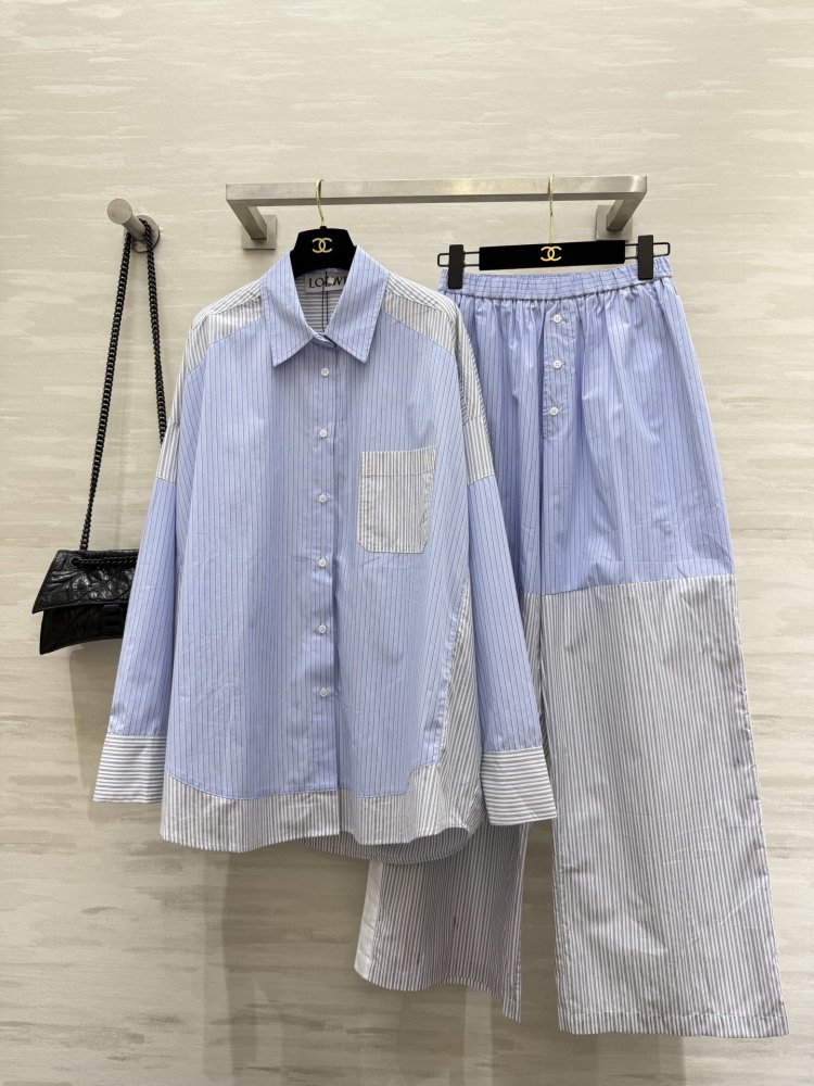 Костюм женский (рубашка и брюки)