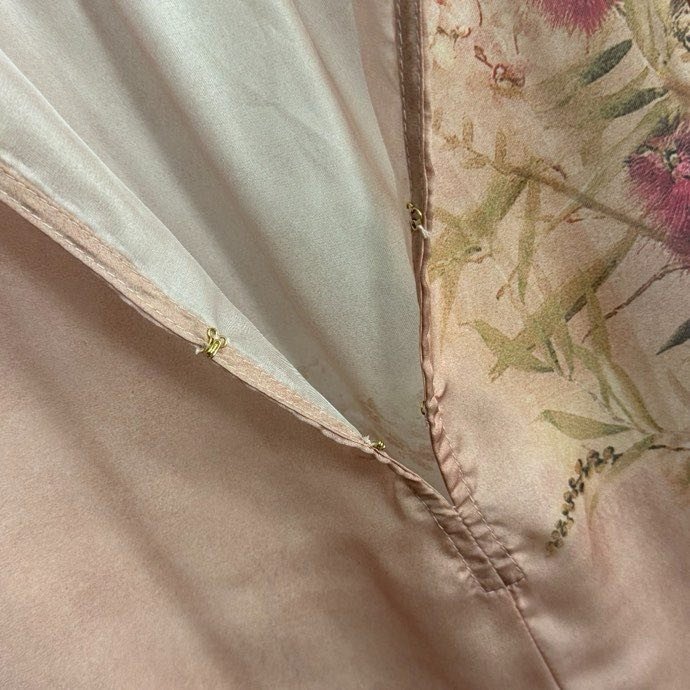 Костюм женский с цветочным принтом фото 8