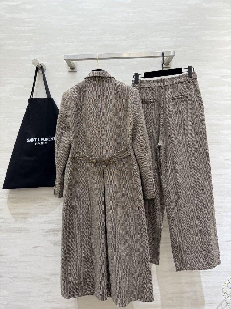 Costume female (wool coat and pants) фото 9