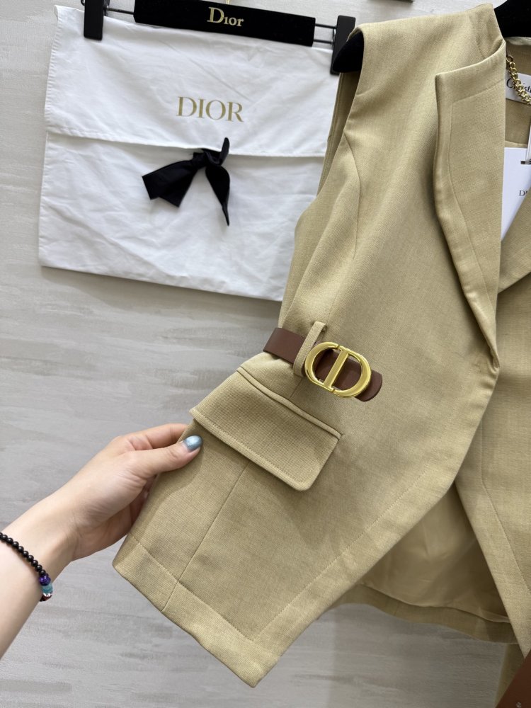 Костюм жіночий (жилет і брюки) фото 9