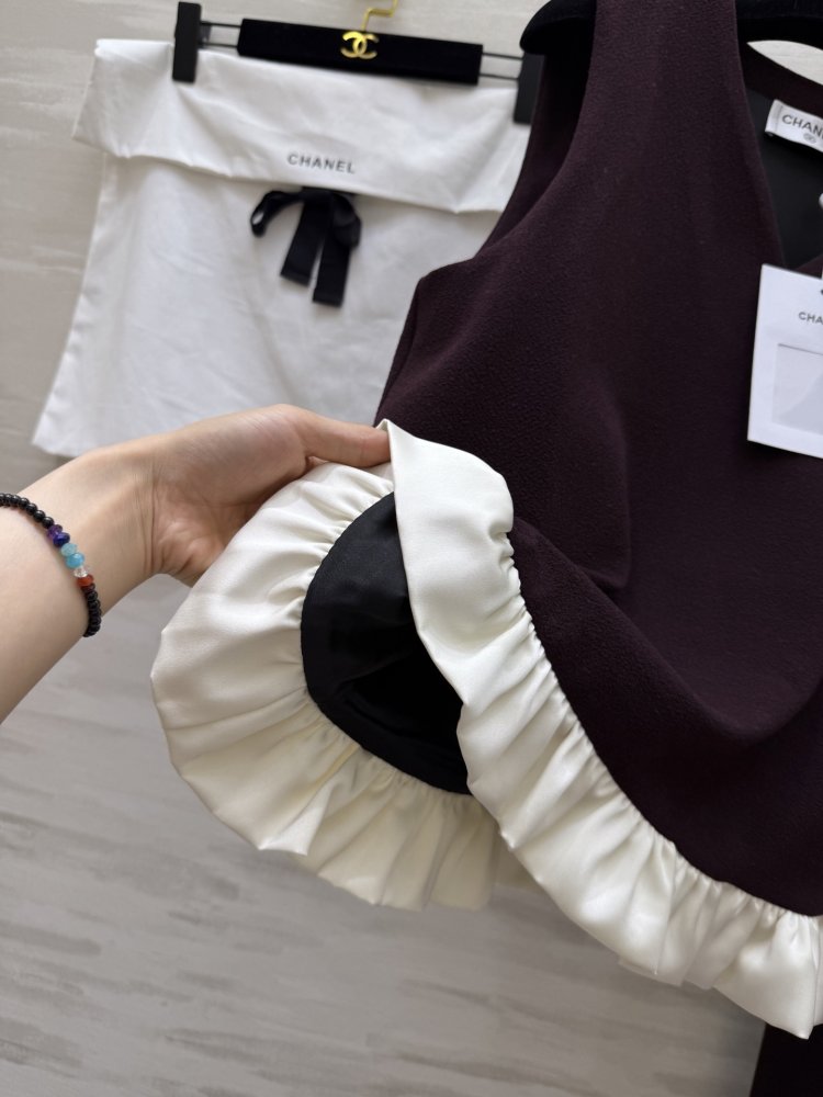 Costume female (vest and long skirt) фото 5