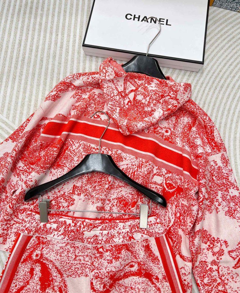 Костюм жіночий фото 10