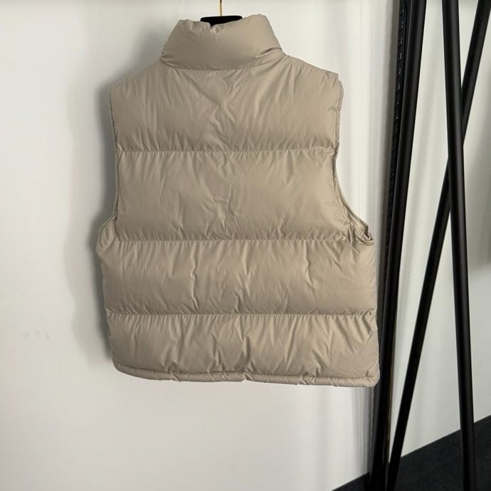 Костюм женский фото 11