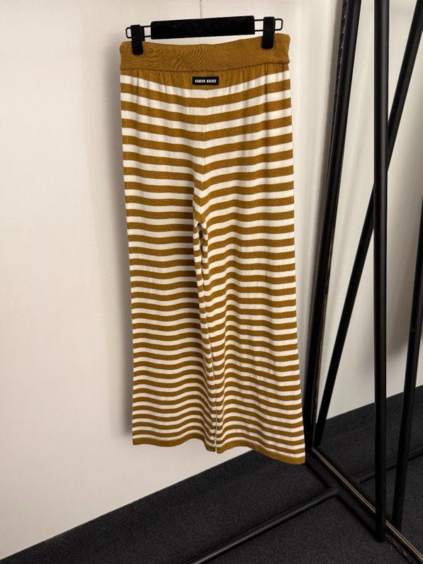 Костюм женский фото 11