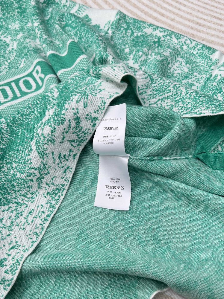 Костюм жіночий фото 11