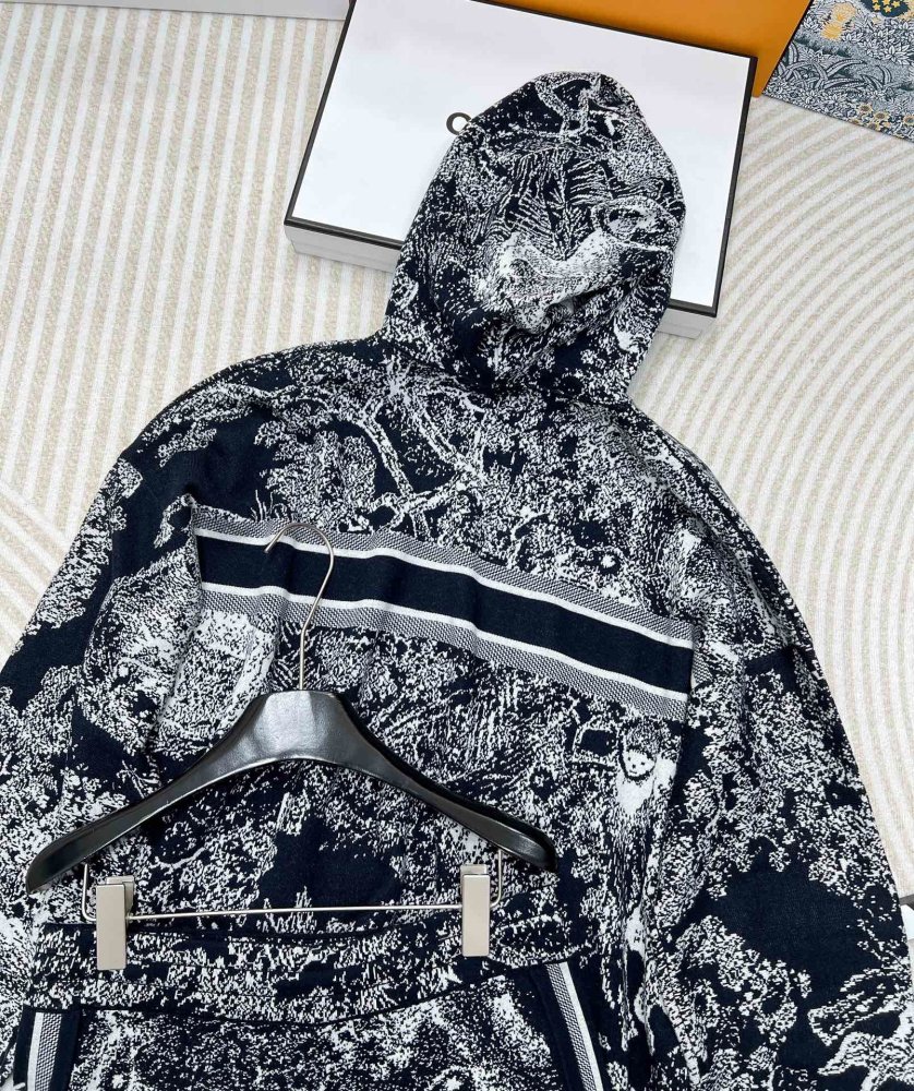 Костюм жіночий фото 11