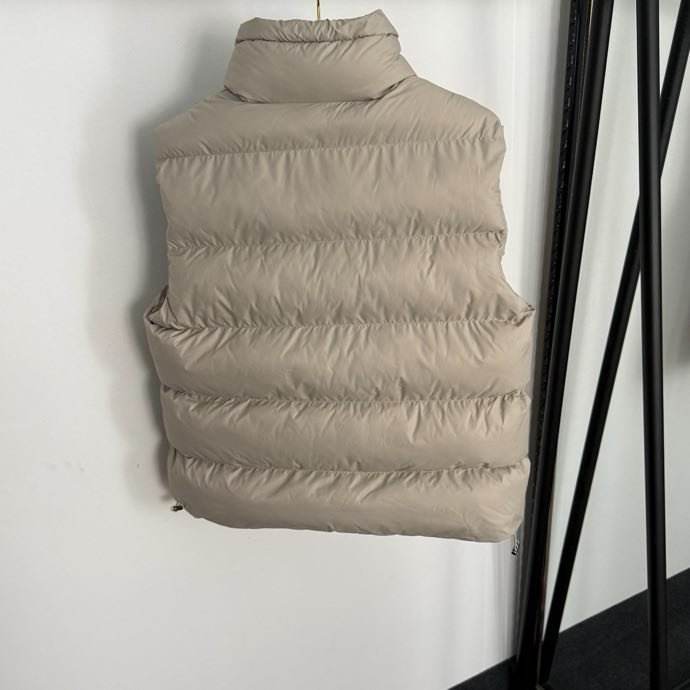 Костюм женский фото 12