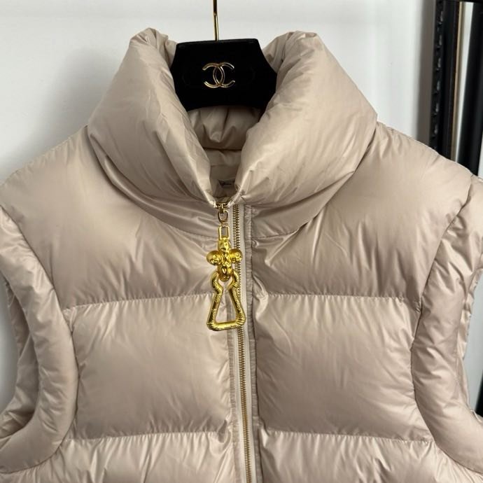 Костюм женский фото 12