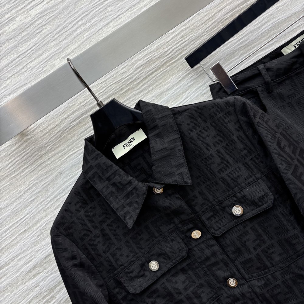 Costume female фото 2