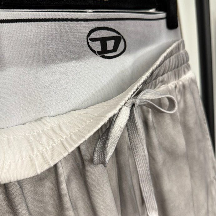 Костюм жіночий фото 2