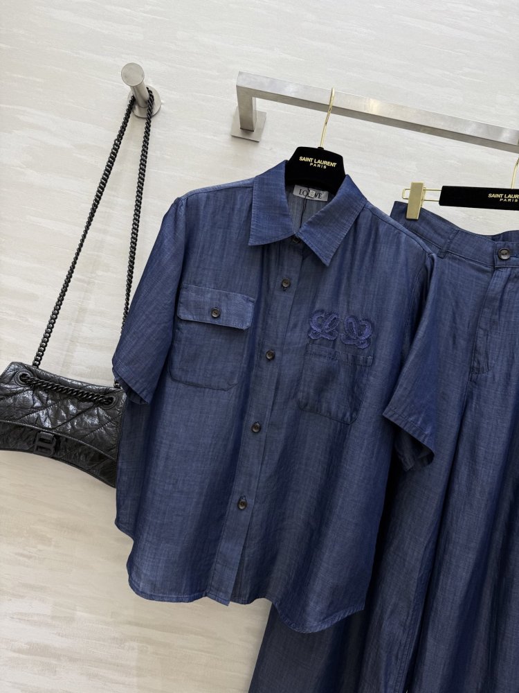 Костюм женский фото 2