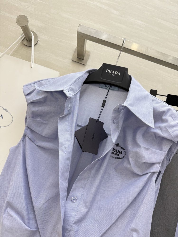 Костюм женский фото 2