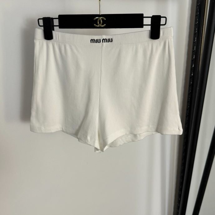 Costume female фото 2