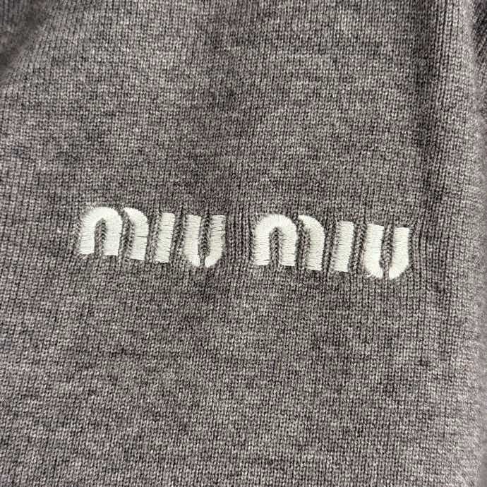 Костюм жіночий фото 2