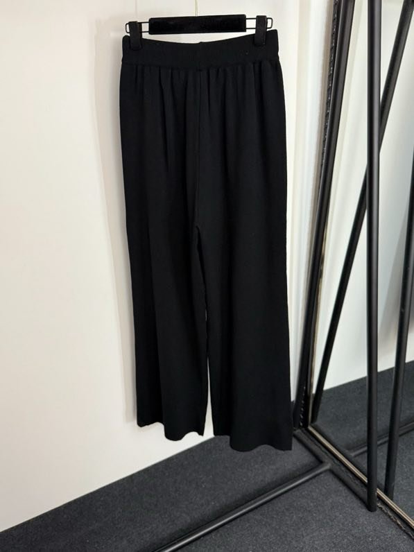 Костюм женский фото 2