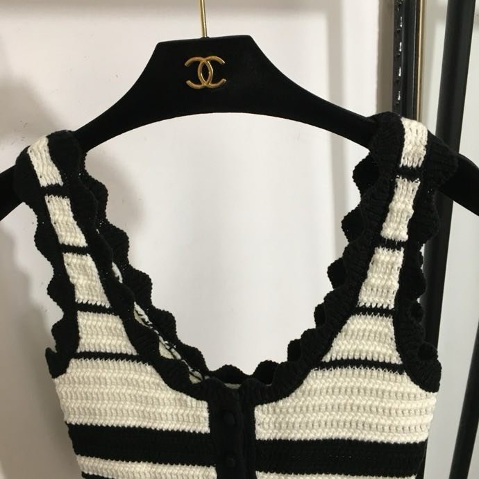 Костюм жіночий фото 2