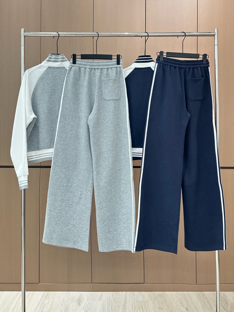 Костюм жіночий фото 2